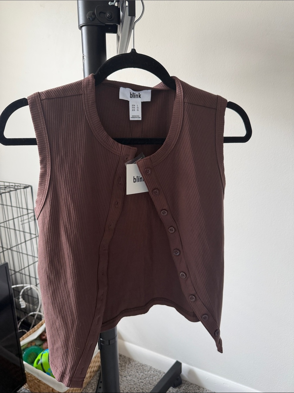 Link Ribbed Sleeveless Button-Front Tank — Chocolate Brown